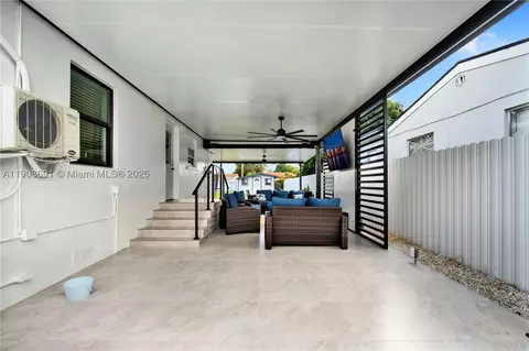 660 E 38th St, Hialeah, FL 33013 photo 26