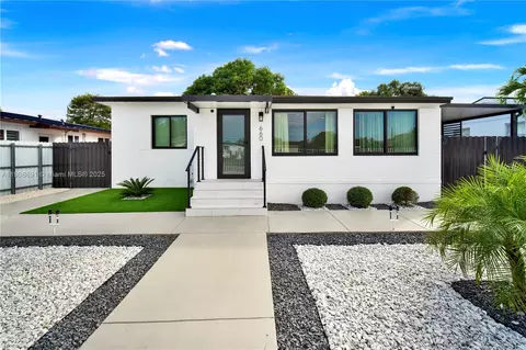 660 E 38th St, Hialeah, FL 33013