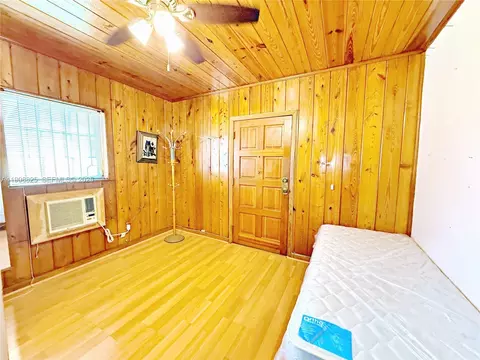 Other - 880 E 28th St, Hialeah, FL 33013 photo 6 of 11