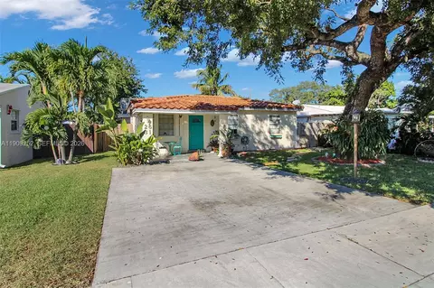 2631 Wilson St, Hollywood, FL 33020