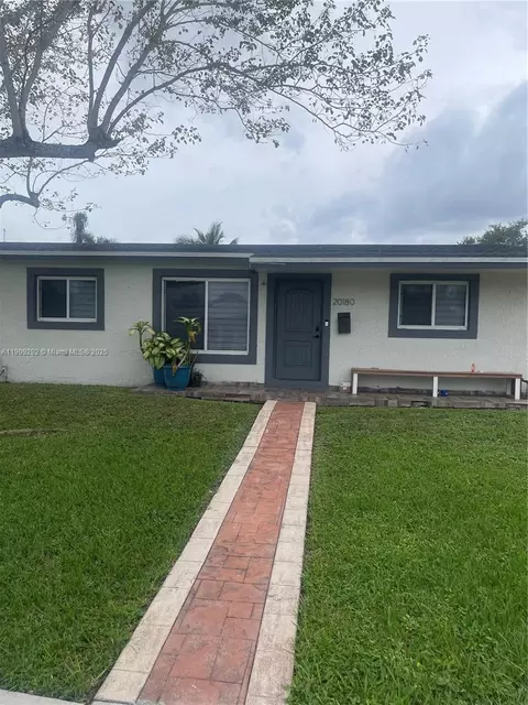 20180 NW 14th Ct, Miami Gardens, FL 33169