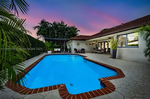 15462 SW 115th St, Miami, FL 33196