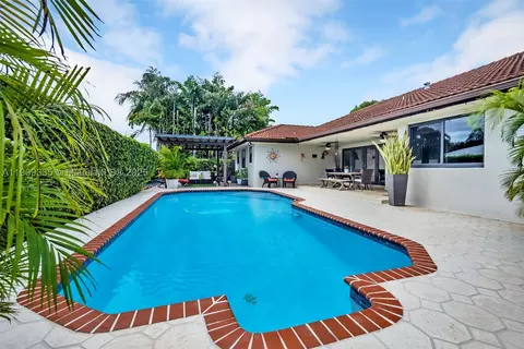 15462 SW 115th St, Miami, FL 33196