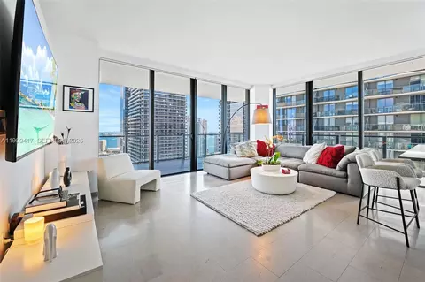 88 SW 7th St #3101, Miami, FL 33130