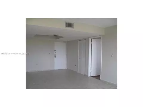 Undisclosed, Miami, FL 33193