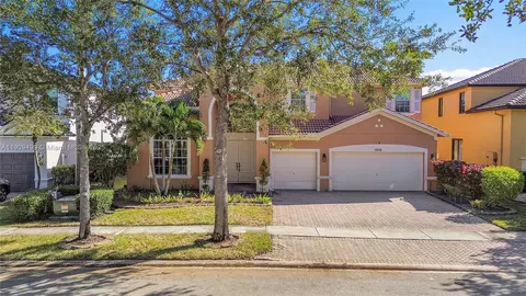 3858 W Hibiscus St, Weston, FL 33332