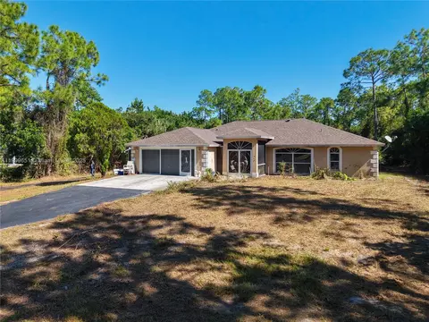 260 14th St SE, Naples, FL 34117