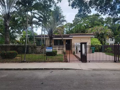 677 NE 60th St, Miami, FL 33137