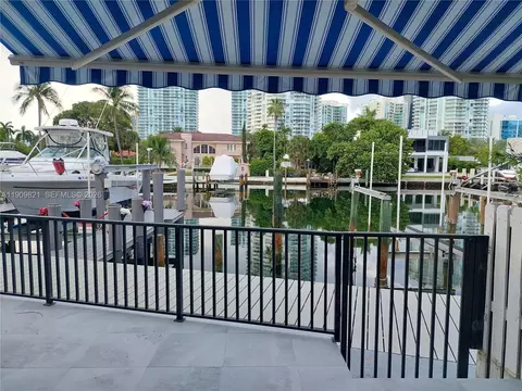 255 Poinciana Dr #605, Sunny Isles Beach, FL 33160