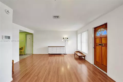6622 Raleigh St, Hollywood, FL 33024