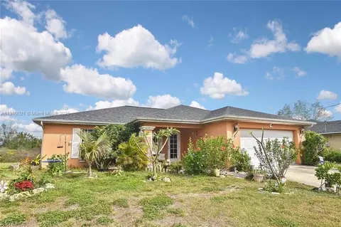 2612 66 St W, Lehigh Acres, FL 33971