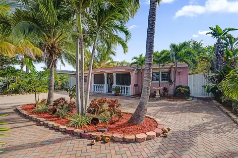 2519 Bahama Dr, Miramar, FL 33023
