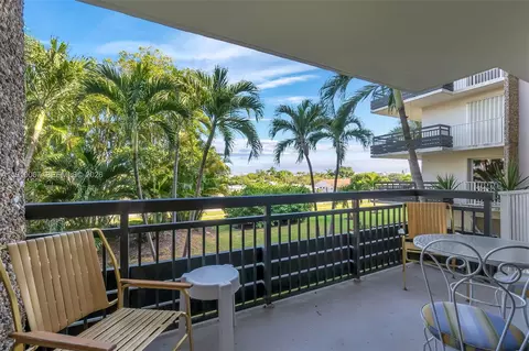 555 NW 4th Ave #2200, Boca Raton, FL 33432