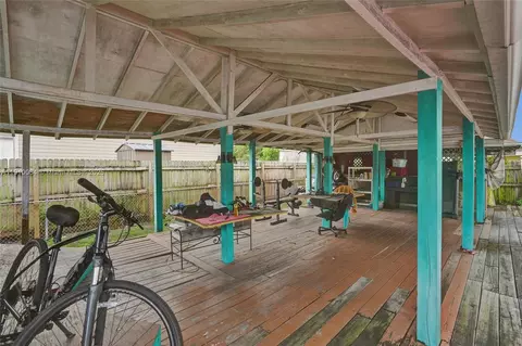 652 SE 8th St, Hialeah, FL 33010 photo 34