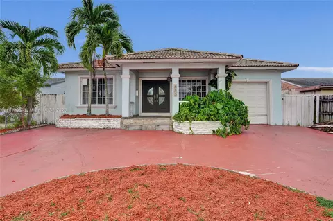 652 SE 8th St, Hialeah, FL 33010 photo 3