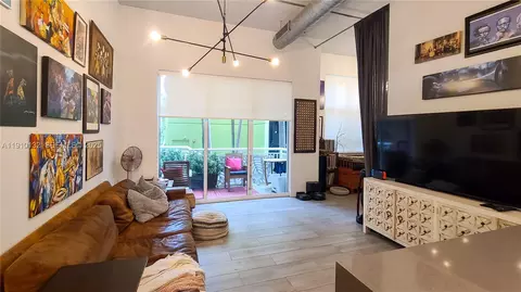 2001 Biscayne Blvd #2117, Miami, FL 33137