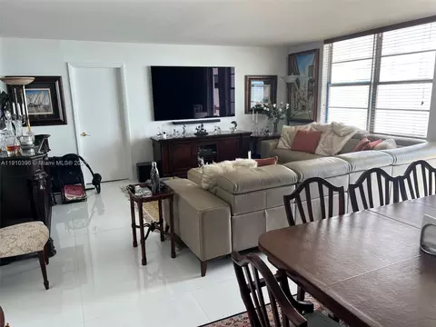 Undisclosed, Surfside, FL 33154 photo 24