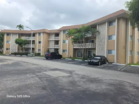 Undisclosed, Miami Lakes, FL 33014