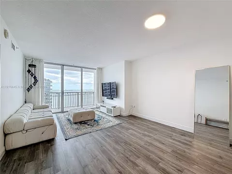 1750 N Bayshore Dr #5503, Miami, FL 33132