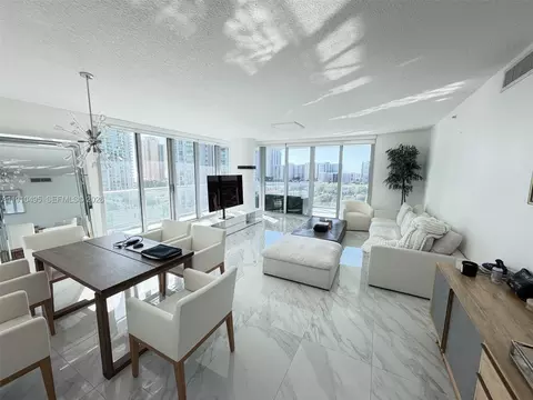 330 Sunny Isles Blvd #5-1008, Sunny Isles Beach, FL 33160