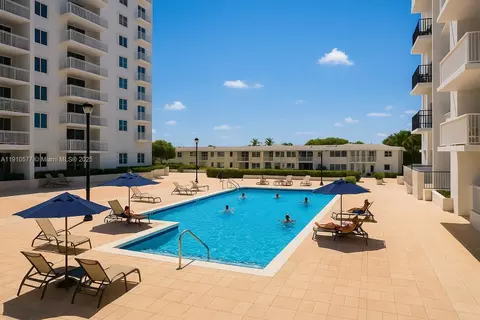 2780 NE 183rd St #408, Aventura, FL 33160