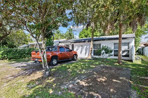 2227 Cleveland St, Hollywood, FL 33020