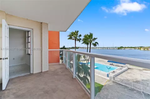 1351 NE Miami Gardens Dr #406E, Miami, FL 33179