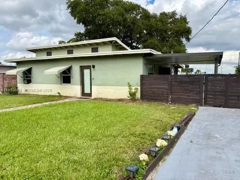 2995 NW 106th St, Miami, FL 33147