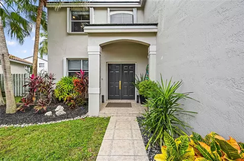 167 Bayridge Ln, Weston, FL 33326
