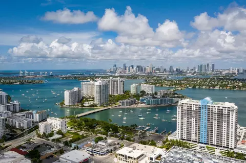 1800 Sunset Harbour Dr #715, Miami Beach, FL 33139