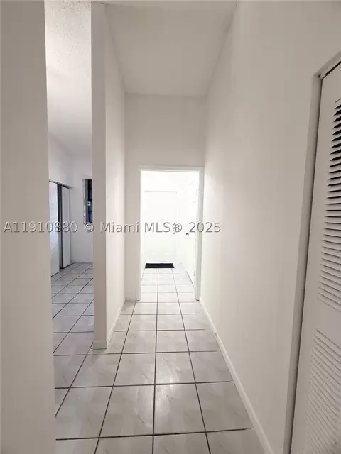 Undisclosed, Hialeah, FL 33015 photo 7