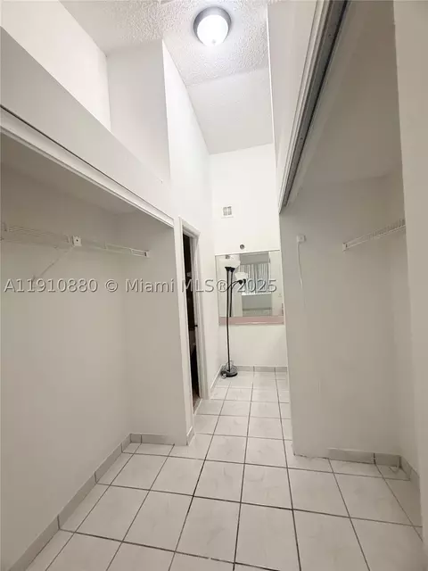 Undisclosed, Hialeah, FL 33015 photo 10