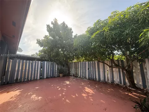 Undisclosed, Hialeah, FL 33015 photo 17