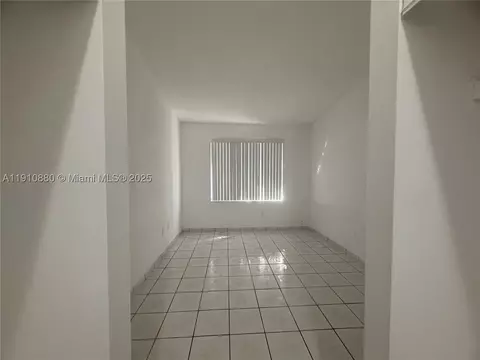 Undisclosed, Hialeah, FL 33015 photo 15