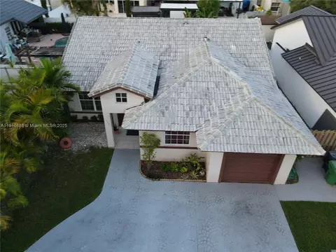 13391 NW 7th Ter, Miami, FL 33182