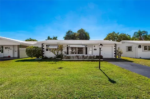 340 Leisure Blvd, Pompano Beach, FL 33064