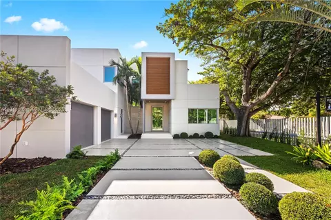 3200 Calusa St, Coconut Grove, FL 33133