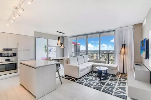 4010 S Ocean Dr #R3206, Hollywood, FL 33019