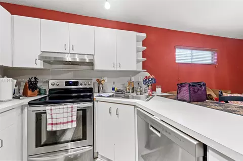 Kitchen - 3289 W 76th St, Hialeah, FL 33018 photo 2 of 2