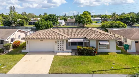 6102 NW 68th Ter, Tamarac, FL 33321