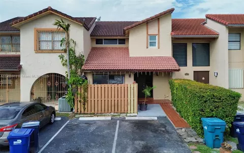 13415 SW 12th Ter, Miami, FL 33184