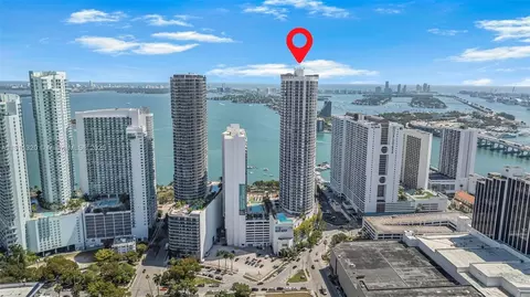 1750 N Bayshore Dr #5201, Miami, FL 33132