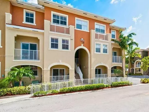8833 NW 107th Ct #205, Doral, FL 33178