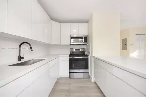 Kitchen - Undisclosed, Miami, FL 33142 photo 1 of 1