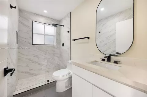 Bath - Undisclosed, Miami, FL 33142 photo 1 of 2