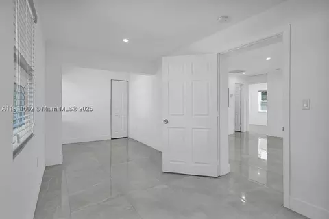 17961 NW 2nd Pl, Miami Gardens, FL 33169