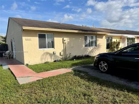 18007 NW 41st Pl, Miami Gardens, FL 33055