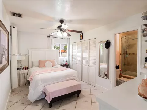 Bedroom - 7877 W 16th Ave, Hialeah, FL 33014 photo 2 of 4