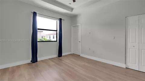 Bedroom - 10547 W 34th Ct, Hialeah, FL 33018 photo 2 of 6