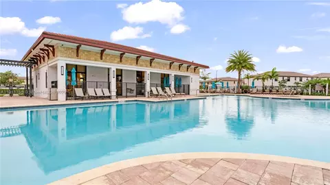 Exterior - 10547 W 34th Ct, Hialeah, FL 33018 photo 6 of 11